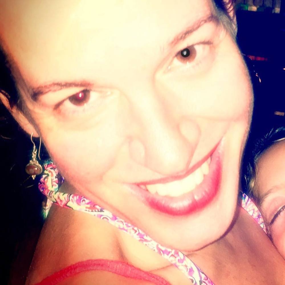 Meet your Posher, Lara